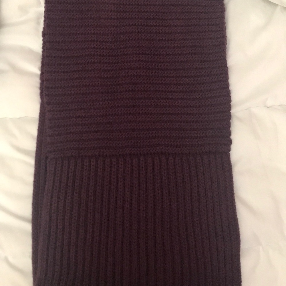 Purple infinity scarf, never worn